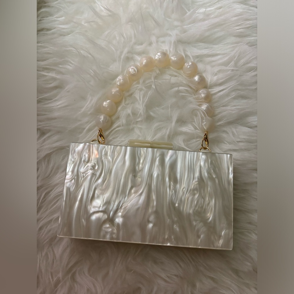 Handbag - Picture 3 of 5